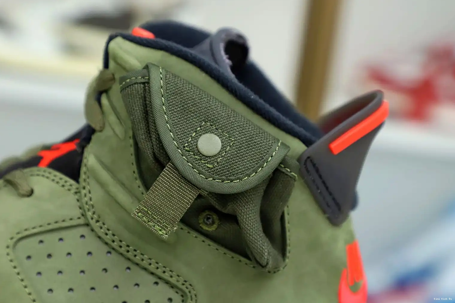 X Kimikick RETRO JORDAN AIR TRAVIS SCOTT 'OLIVE' 6 0807
